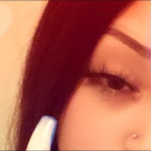 Meet your Posher, Isabella